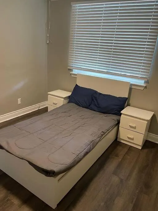 Quaint And Cozy Haven Villa Toronto Vakantiehuis